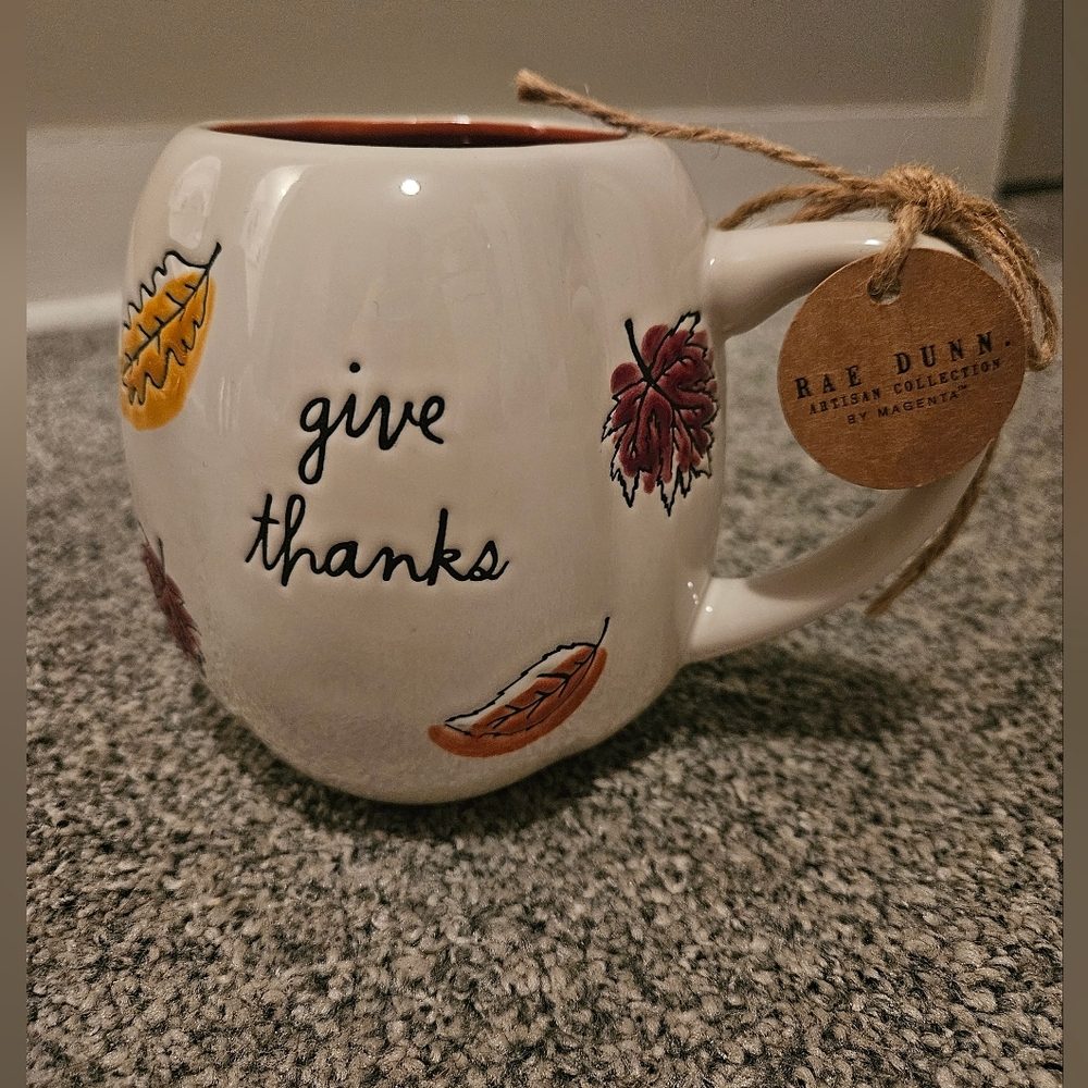 Rae Dunn Autumn Leaves Give Thanks Mug NWT Fall Thanksgiving